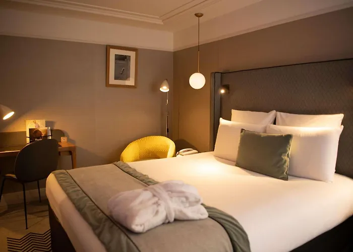 Hotel Mercure Opera Garnier & Paris