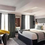 Mercure Opera Garnier & Hotell Paris