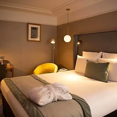 Hotel Mercure Opera Garnier & 4*