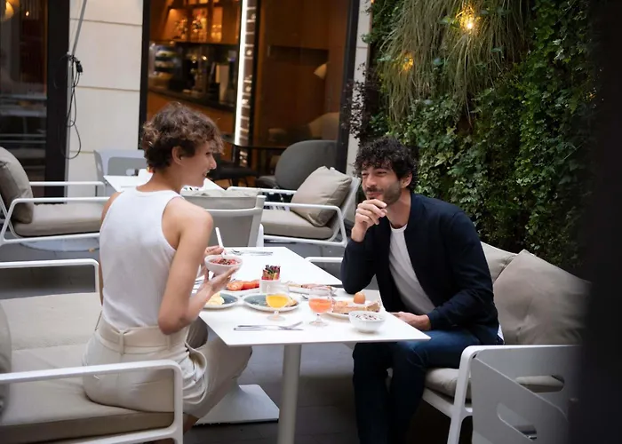 Mercure Opera Garnier & ホテル パリ