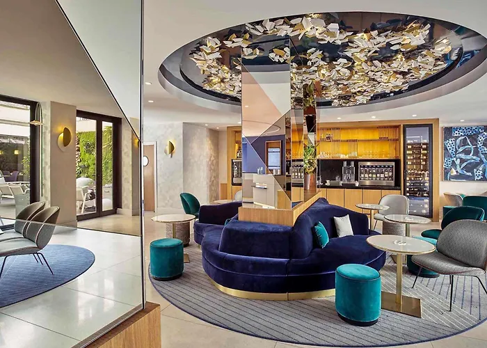 Mercure Opera Garnier & パリ